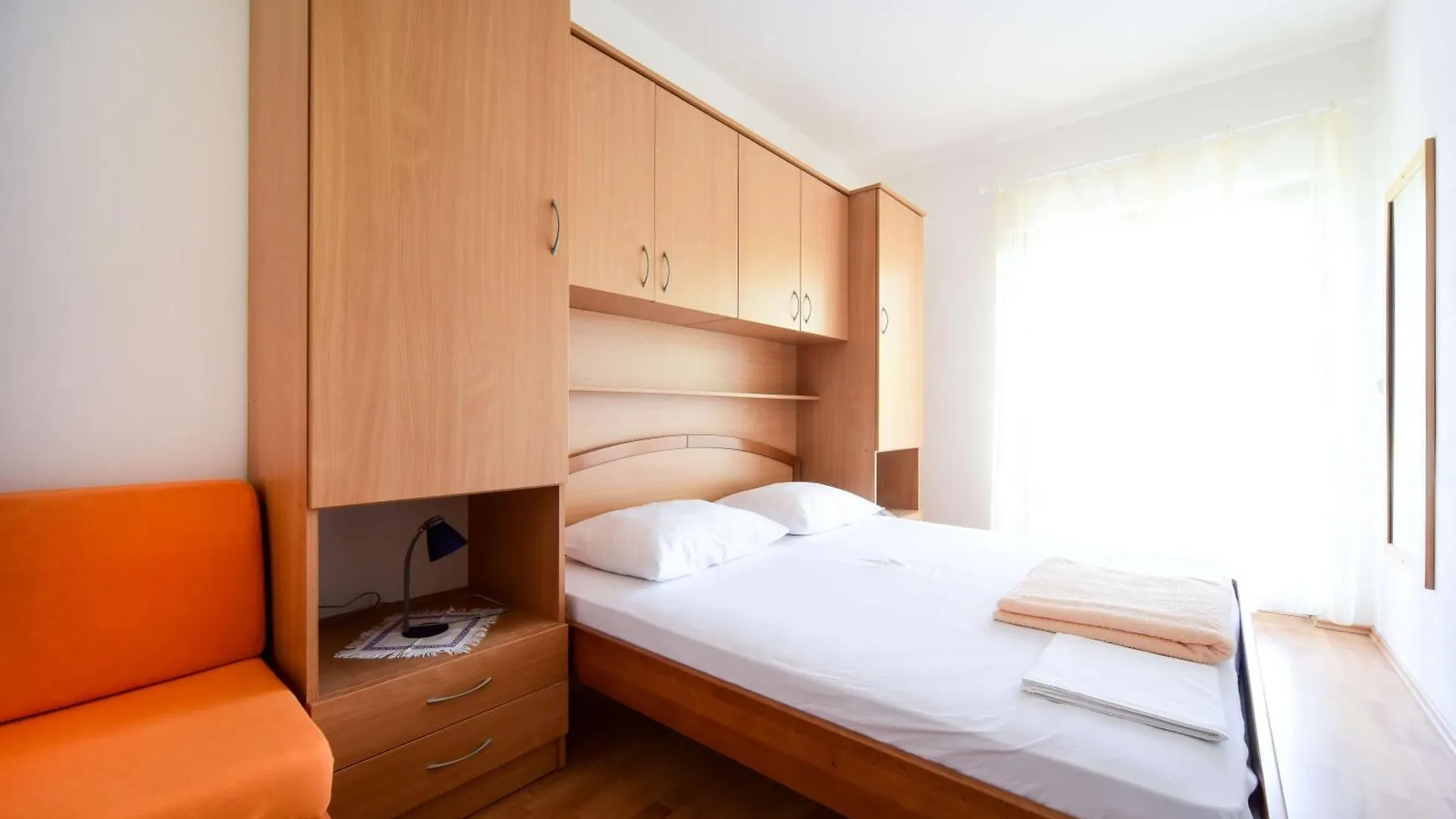 Apartments Mrva Ugljan