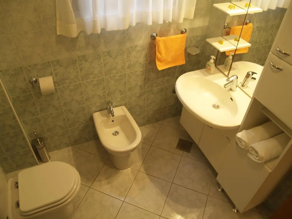 Apartments Mrva Ugljan