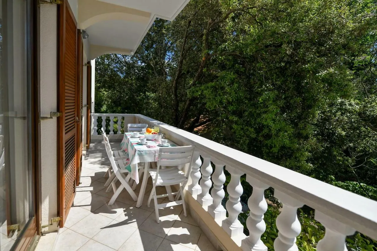 Apartments Mrva Ugljan Kroatië